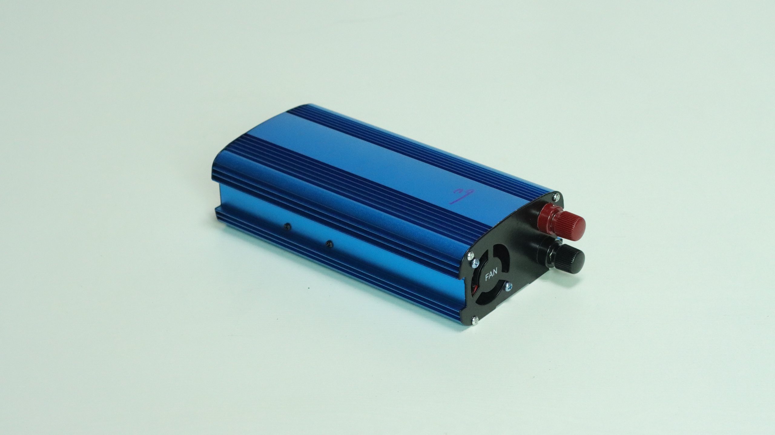 纯正波逆变器足功率600W纯正弦波逆变器